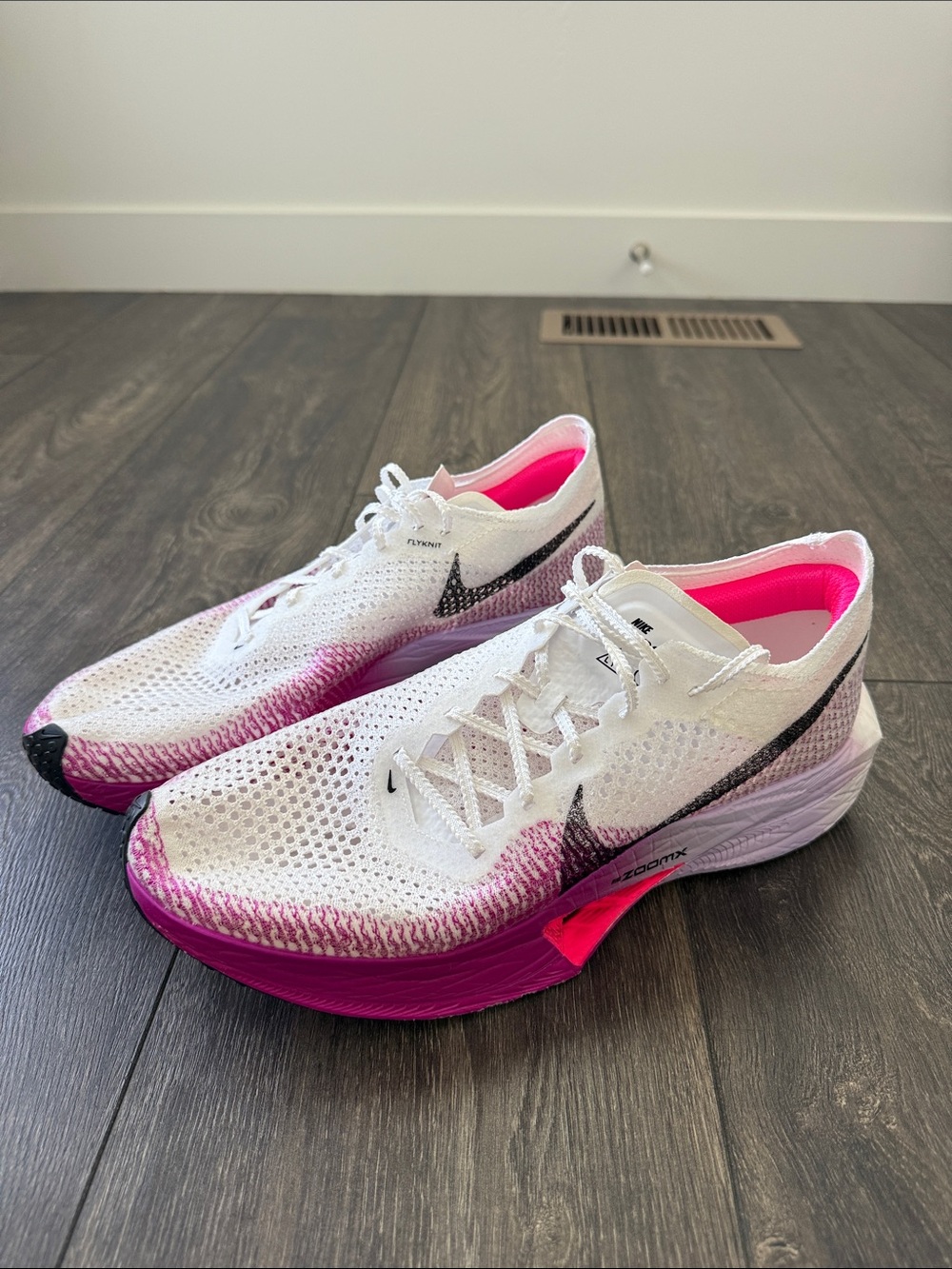 Men’s Nike Vaporfly 3 White & Pink & Purple Flyknit Running Shoes - Size 11.5